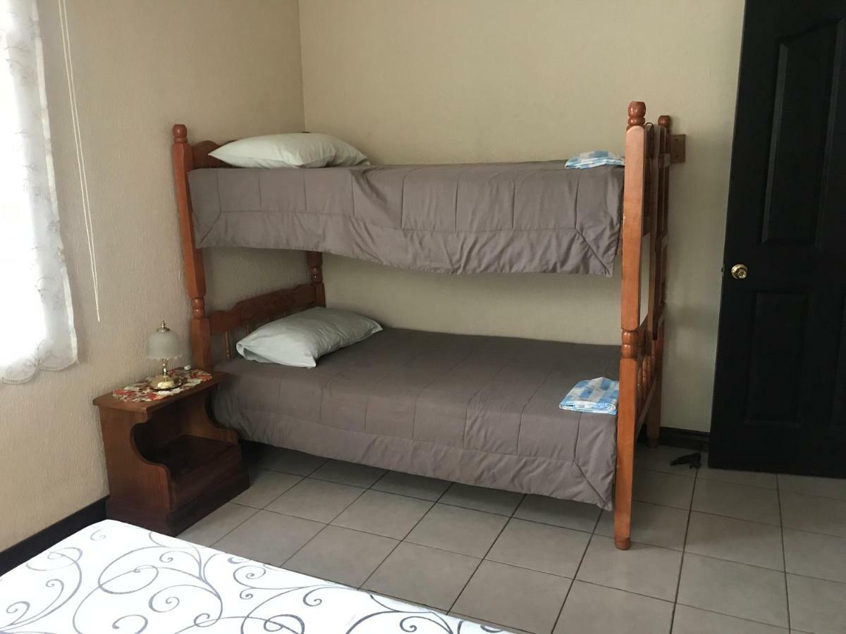 Casa Del Suizo Bed and breakfast Desamparados (Alajuela)